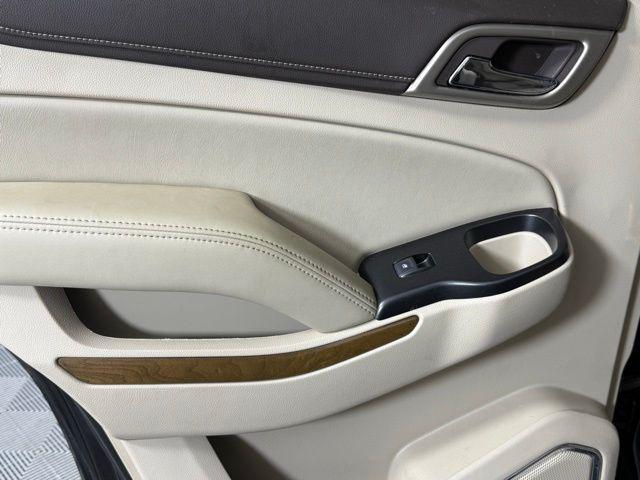 used 2019 GMC Yukon car, priced at $34,634