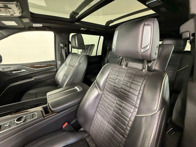 used 2021 Cadillac Escalade ESV car, priced at $62,499