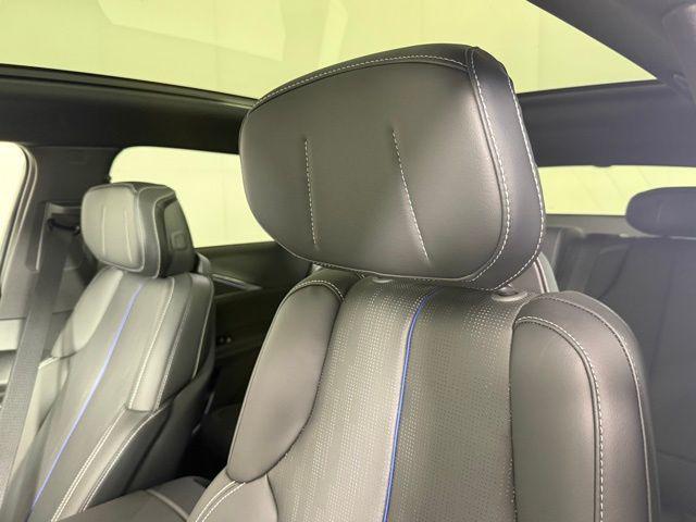 new 2025 Cadillac LYRIQ car, priced at $60,715
