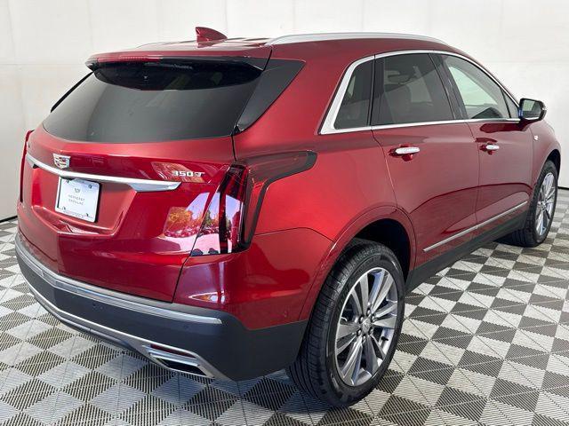 new 2025 Cadillac XT5 car, priced at $56,890