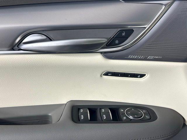 new 2025 Cadillac XT5 car, priced at $56,890