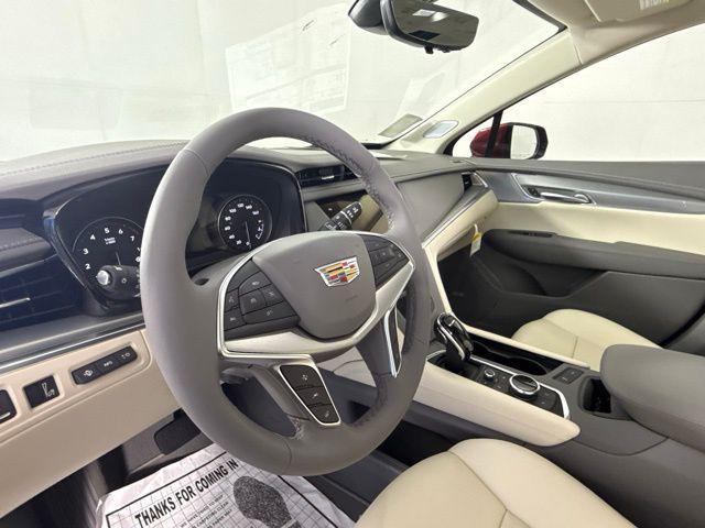 new 2025 Cadillac XT5 car, priced at $56,890