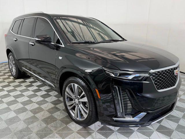 used 2022 Cadillac XT6 car, priced at $33,999