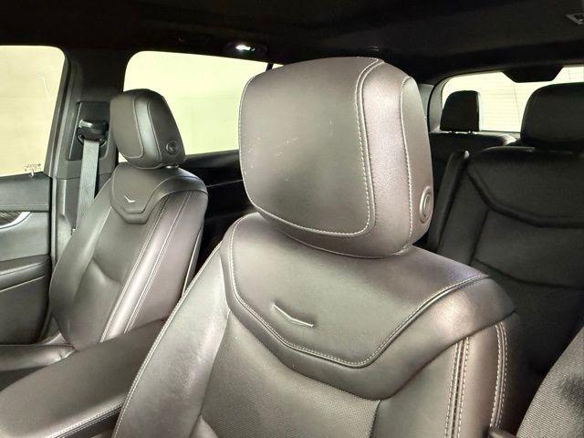 used 2022 Cadillac XT6 car, priced at $33,999