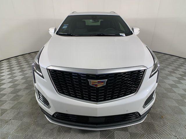 new 2025 Cadillac XT5 car, priced at $57,790