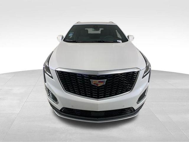 new 2025 Cadillac XT5 car, priced at $57,790