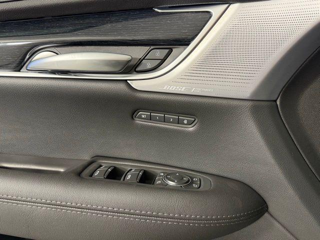 new 2025 Cadillac XT5 car, priced at $53,914