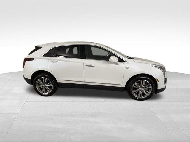 used 2022 Cadillac XT5 car, priced at $30,992