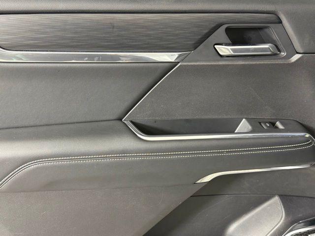 used 2025 GMC Acadia car, priced at $35,993