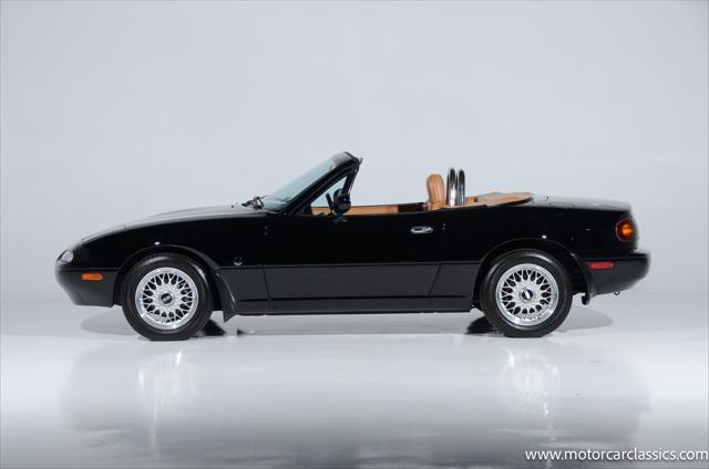 used 1992 Mazda MX-5 Miata car, priced at $17,900