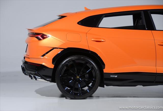 used 2024 Lamborghini Urus car, priced at $293,900