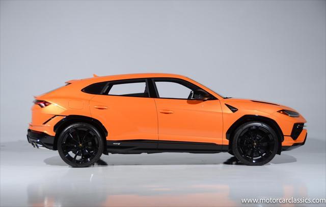 used 2024 Lamborghini Urus car, priced at $293,900