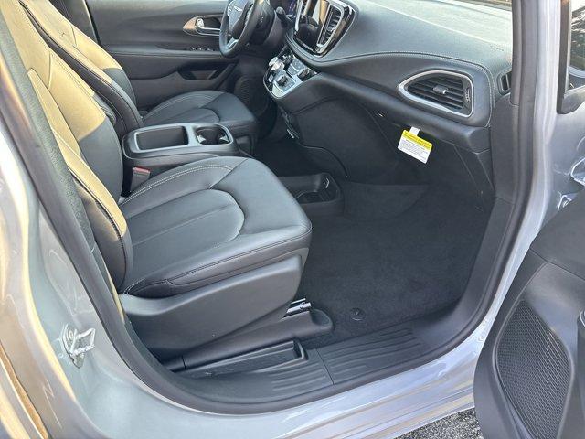 new 2026 Chrysler Pacifica car