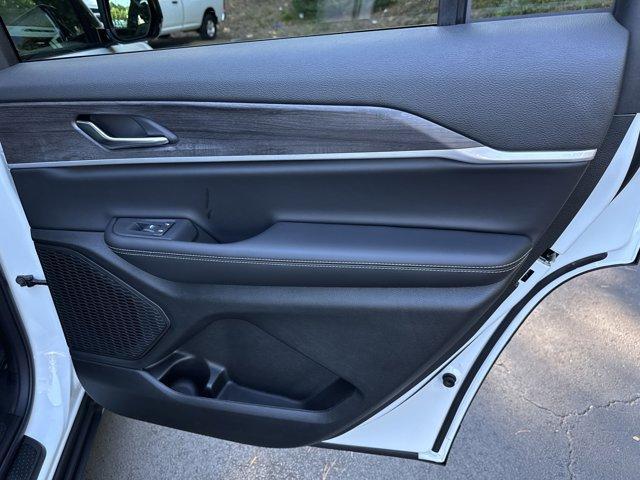 new 2025 Jeep Grand Cherokee L car, priced at $38,945