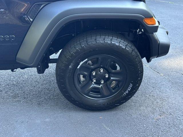 new 2025 Jeep Wrangler car, priced at $38,154