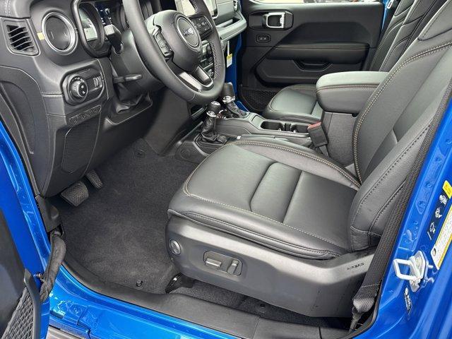 new 2025 Jeep Gladiator car, priced at $44,730