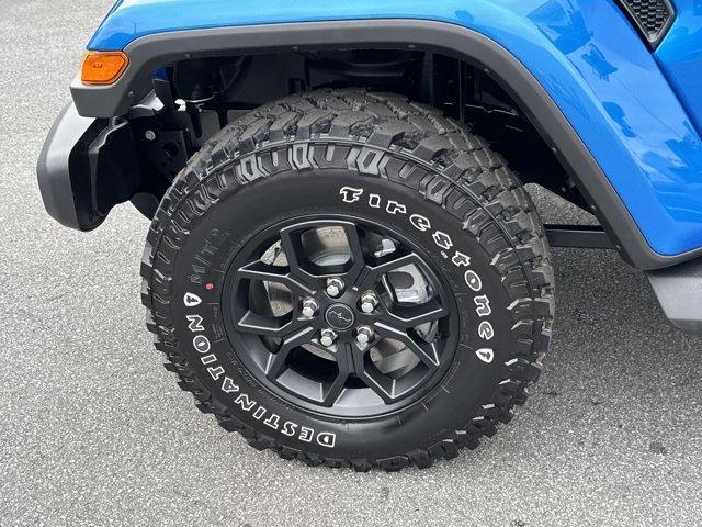 new 2025 Jeep Gladiator car, priced at $44,730