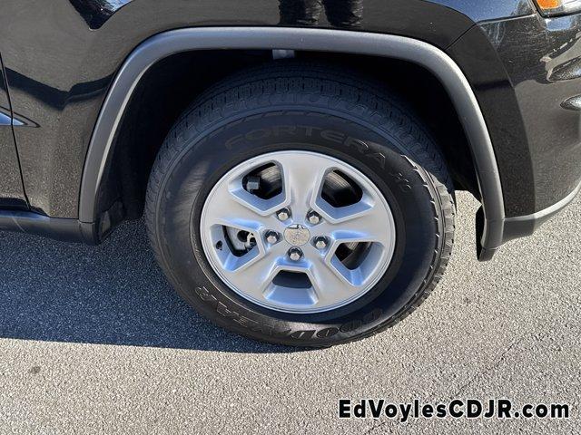 used 2017 Jeep Grand Cherokee car, priced at $14,949