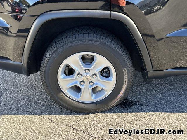 used 2017 Jeep Grand Cherokee car, priced at $14,949