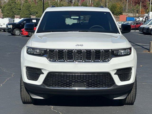 new 2025 Jeep Grand Cherokee car, priced at $34,094