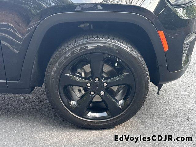 used 2023 Jeep Grand Cherokee car, priced at $32,801