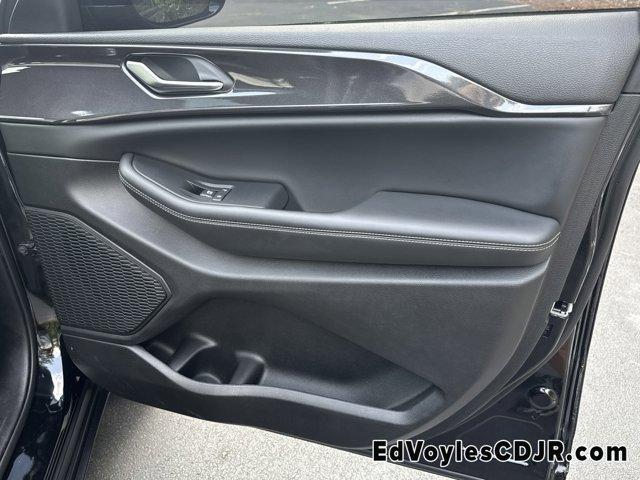 used 2023 Jeep Grand Cherokee car, priced at $32,801