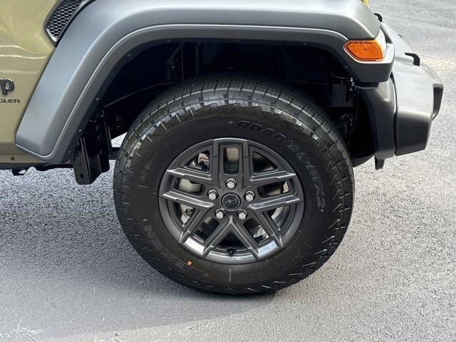 new 2025 Jeep Wrangler car, priced at $43,017