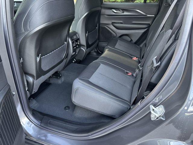 new 2025 Jeep Grand Cherokee car, priced at $37,203