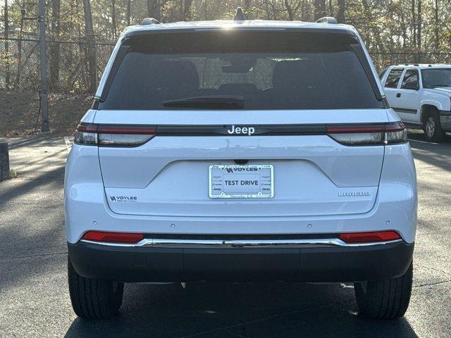 new 2025 Jeep Grand Cherokee car, priced at $35,126