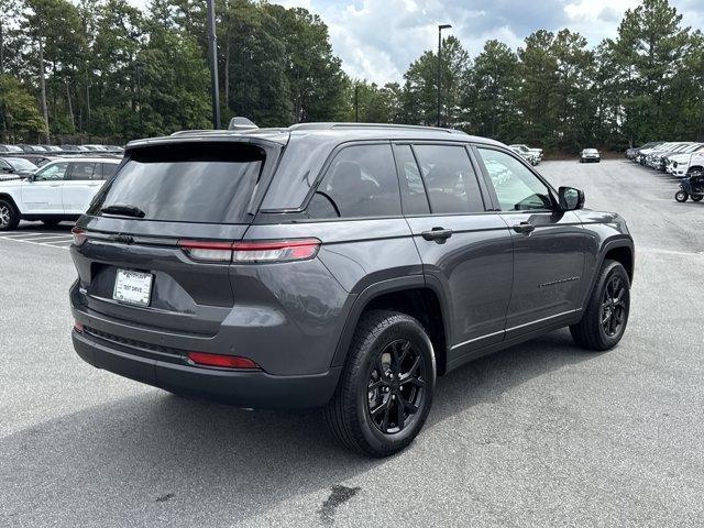 new 2025 Jeep Grand Cherokee car, priced at $40,230