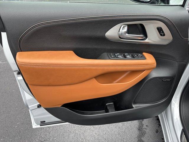 new 2026 Chrysler Pacifica car, priced at $51,524