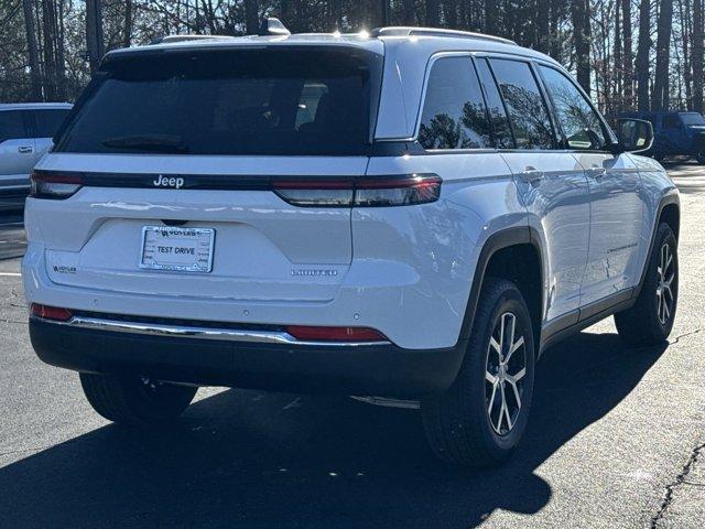 new 2025 Jeep Grand Cherokee car, priced at $42,354