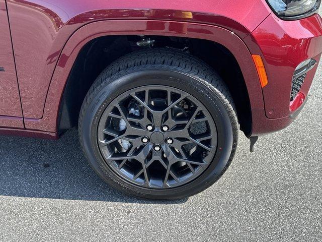 new 2025 Jeep Grand Cherokee car, priced at $62,568