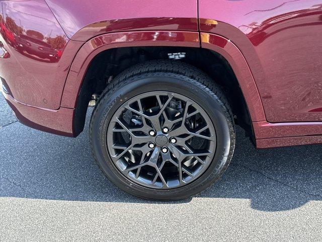 new 2025 Jeep Grand Cherokee car, priced at $62,568