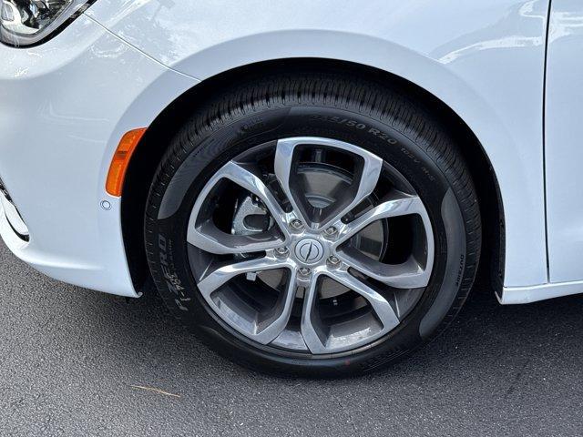 new 2026 Chrysler Pacifica car
