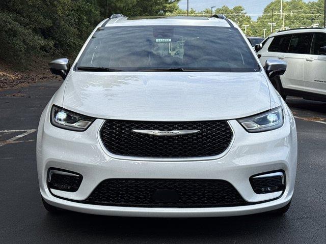 new 2026 Chrysler Pacifica car