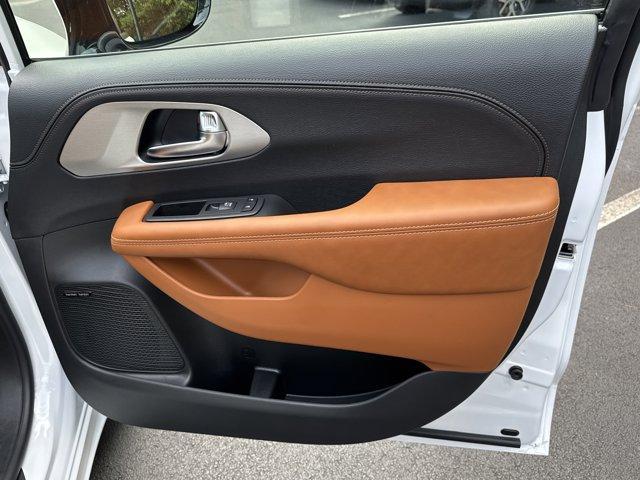 new 2026 Chrysler Pacifica car