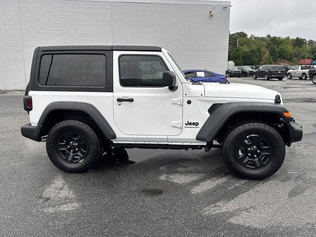 new 2025 Jeep Wrangler car, priced at $32,956
