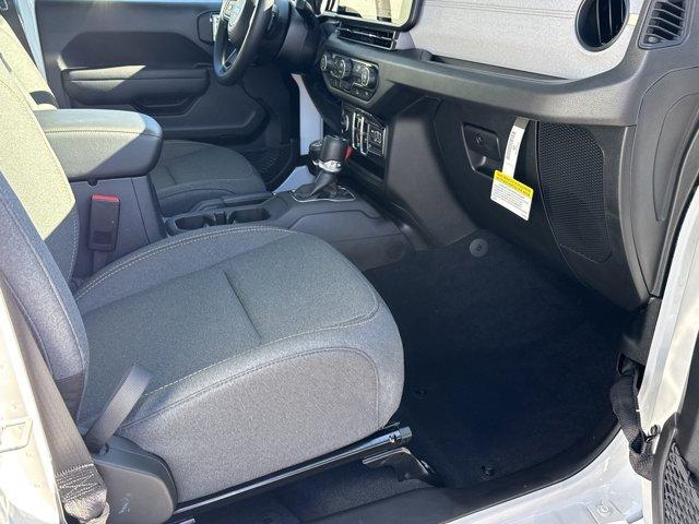 new 2025 Jeep Wrangler car, priced at $45,773