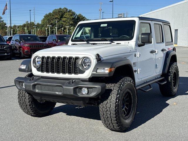 new 2025 Jeep Wrangler car, priced at $45,773