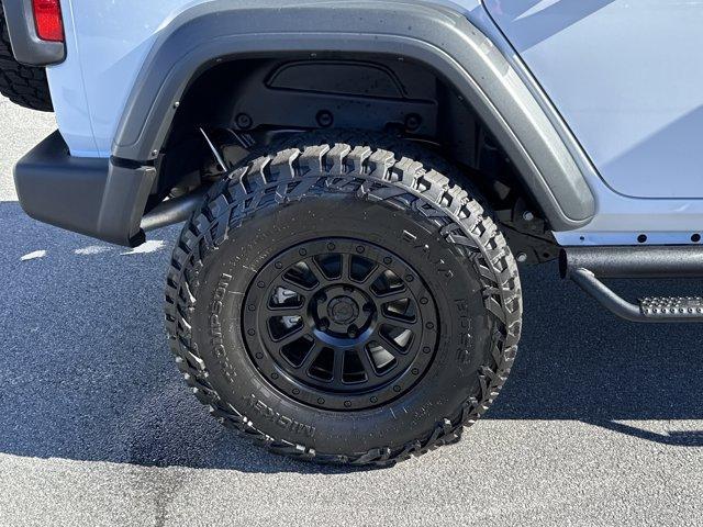 new 2025 Jeep Wrangler car, priced at $45,773