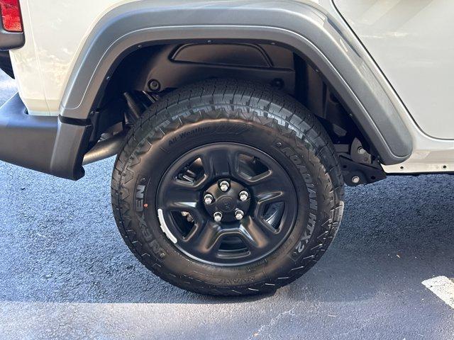 new 2025 Jeep Wrangler car, priced at $37,595