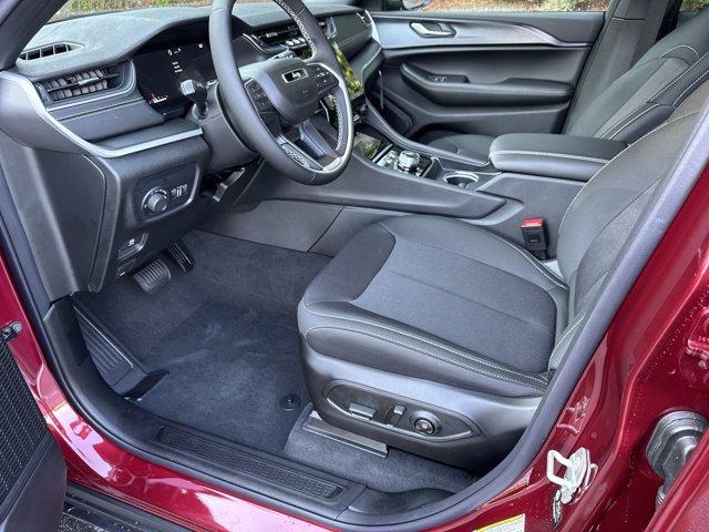 new 2025 Jeep Grand Cherokee L car, priced at $37,086