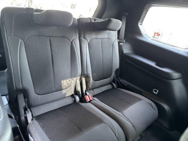 new 2025 Jeep Grand Cherokee L car, priced at $37,086