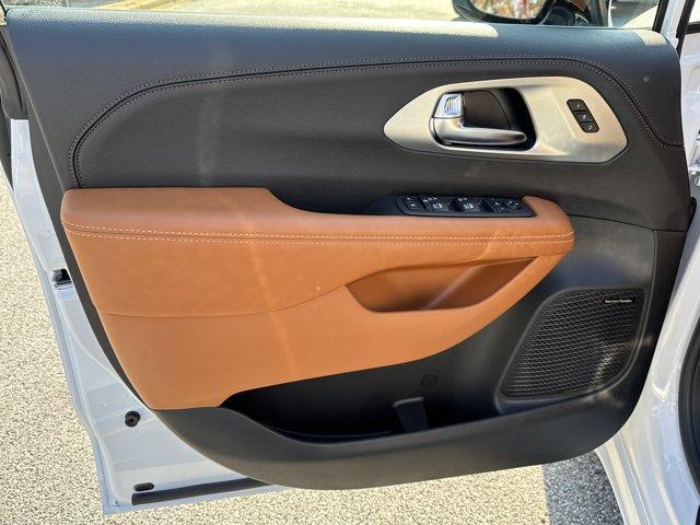 new 2026 Chrysler Pacifica car, priced at $51,254