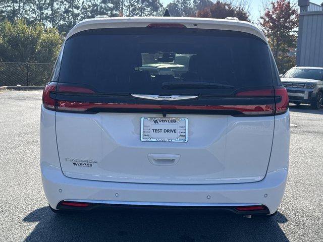 new 2026 Chrysler Pacifica car, priced at $51,254
