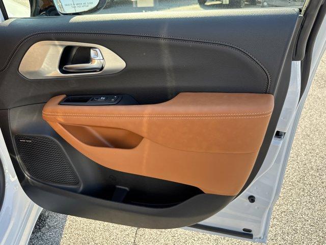 new 2026 Chrysler Pacifica car, priced at $51,254