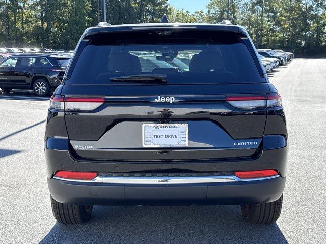 new 2025 Jeep Grand Cherokee car, priced at $45,909