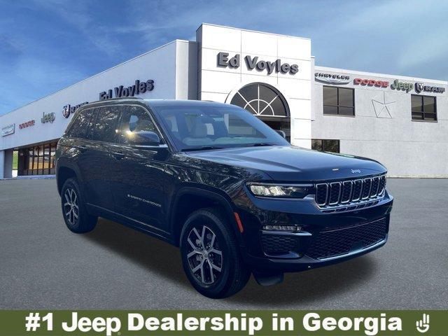 new 2025 Jeep Grand Cherokee car, priced at $45,698