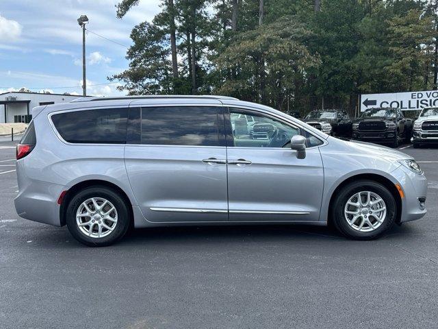 used 2020 Chrysler Pacifica car, priced at $18,686